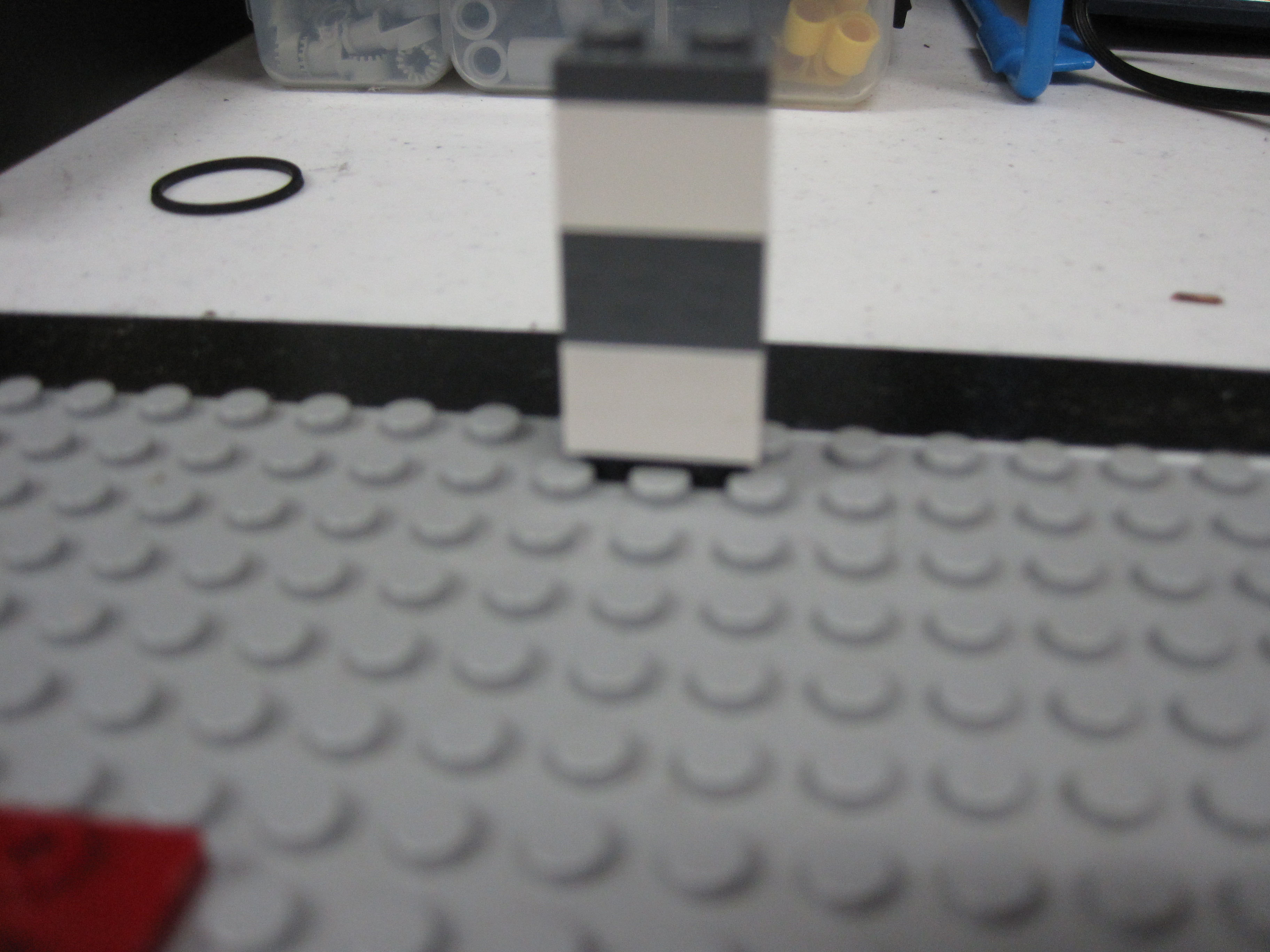 bucket_o_bricks_apart_154.jpg