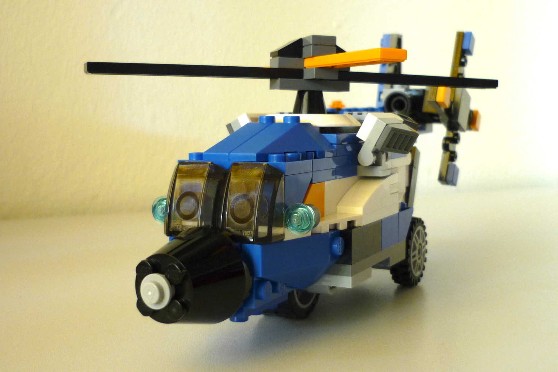 31008_helicopter_03.jpg