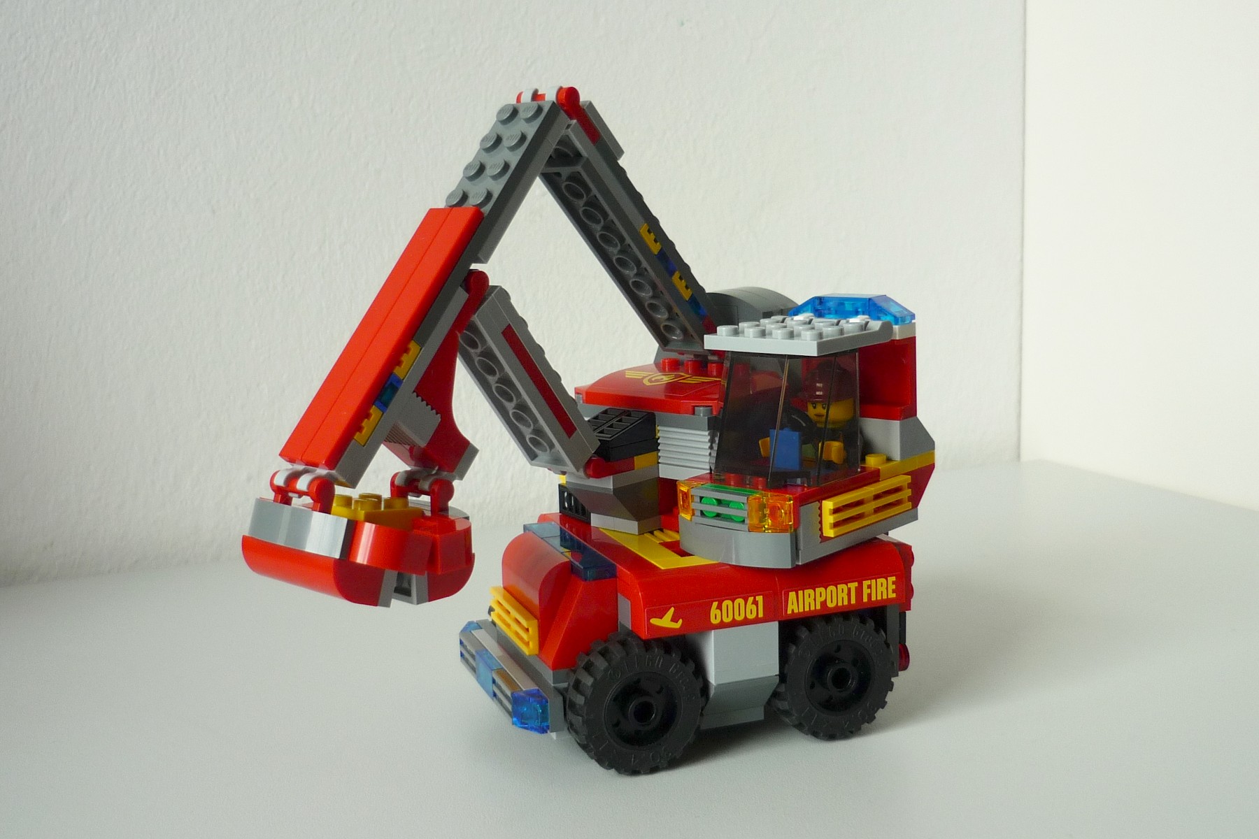 60061_excavator_08.jpg