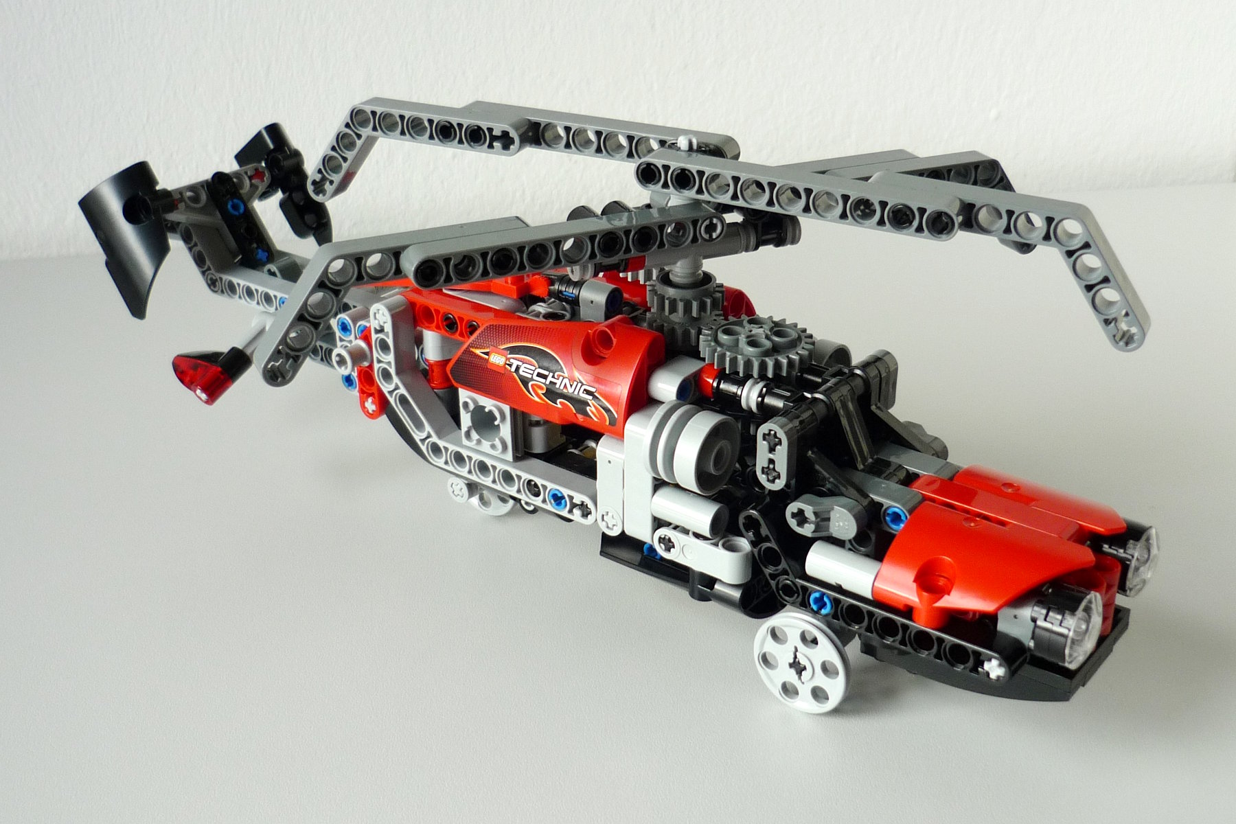 8051_helicopter_04.jpg