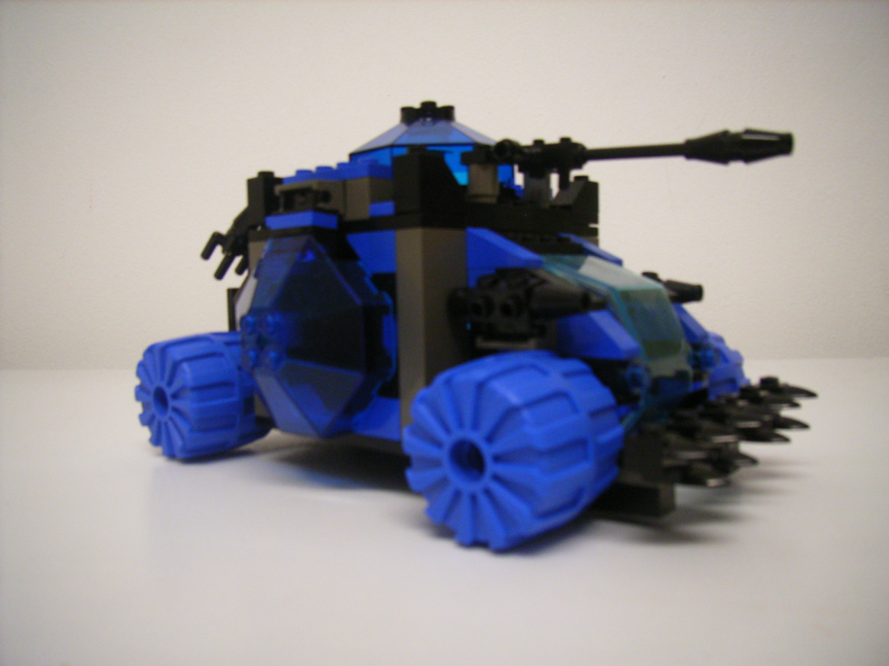 tank-blue1.jpg