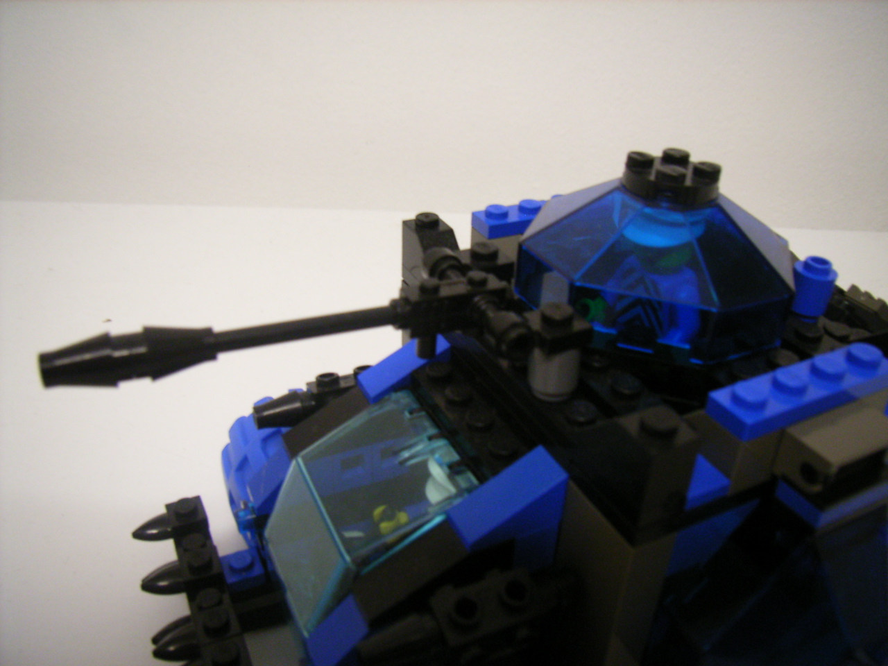 tank-blue9.jpg