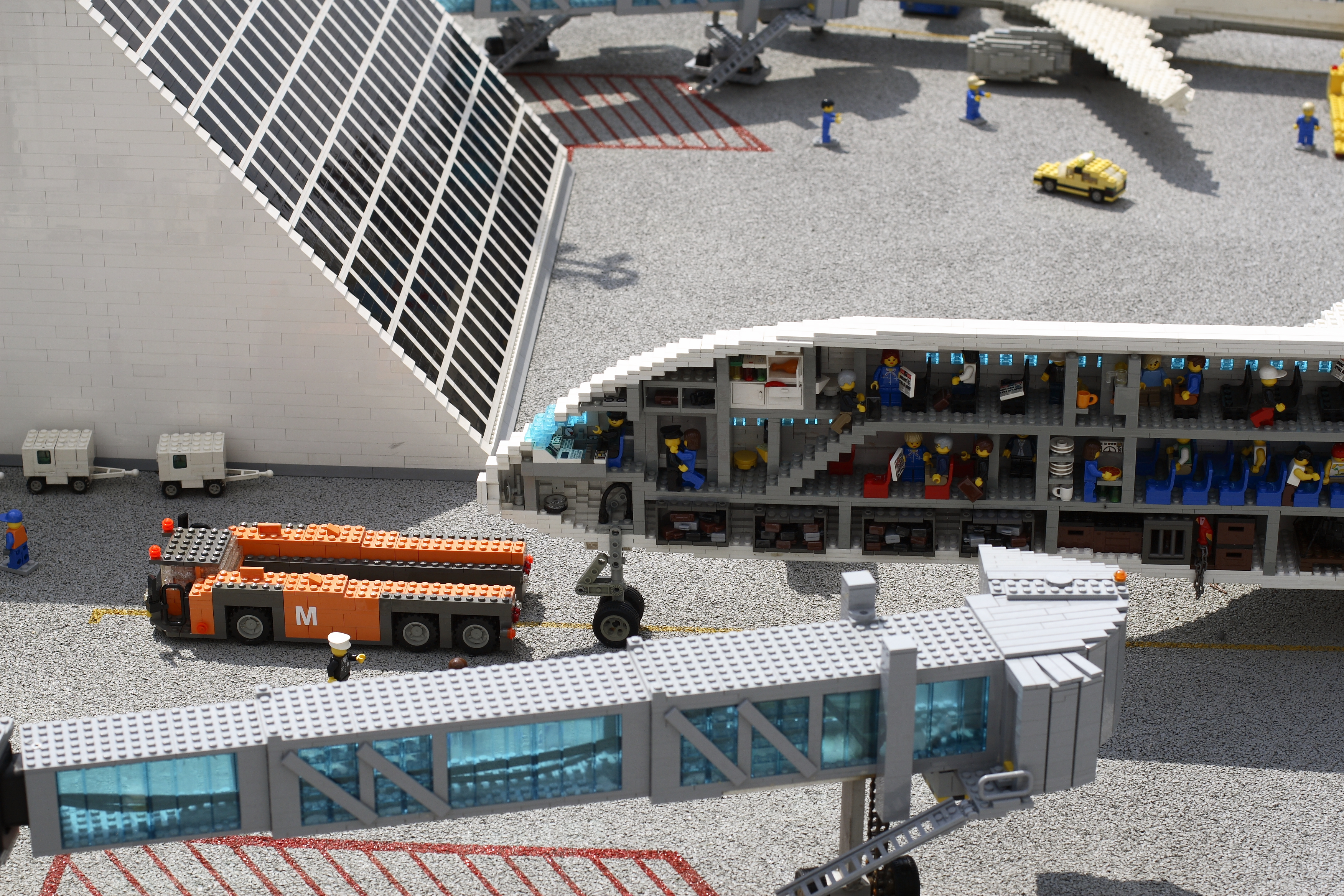 a380_a_the_gate_.jpg