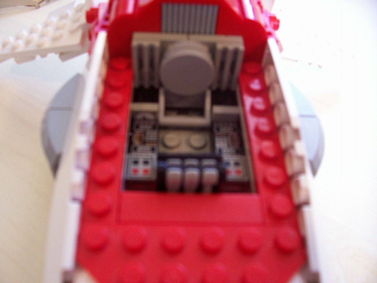 cockpit_012.jpg
