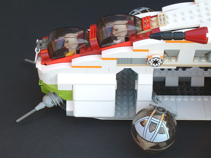 gunshipcockpitside.jpg