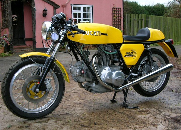 08_d750s.jpg