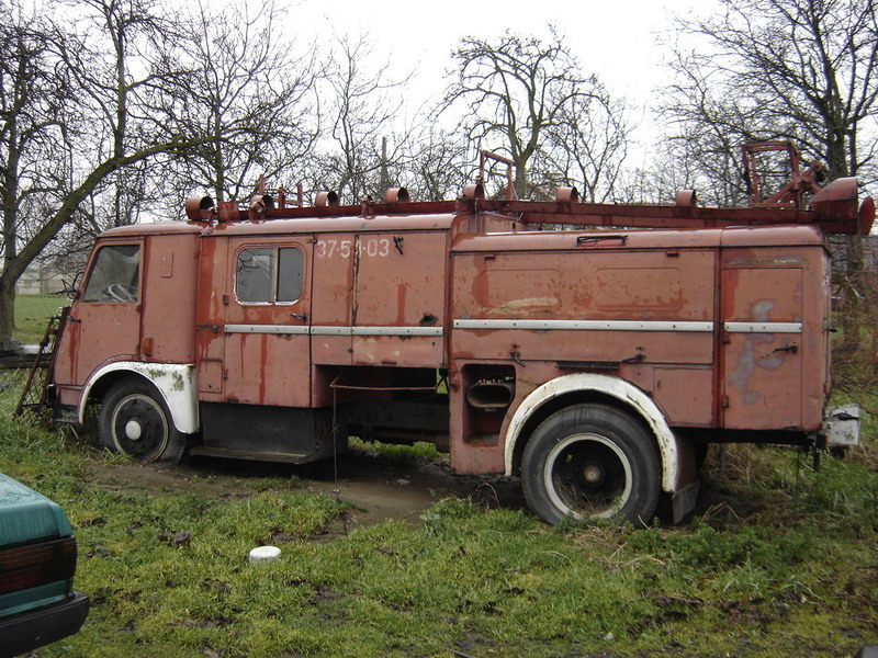 s09.jpg