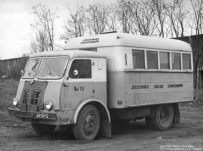 z1_star25_autobus_zastepczy_1.jpg