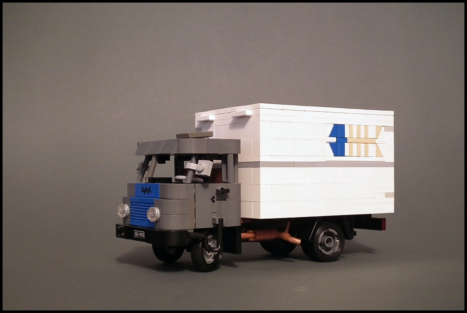 r03s.jpg