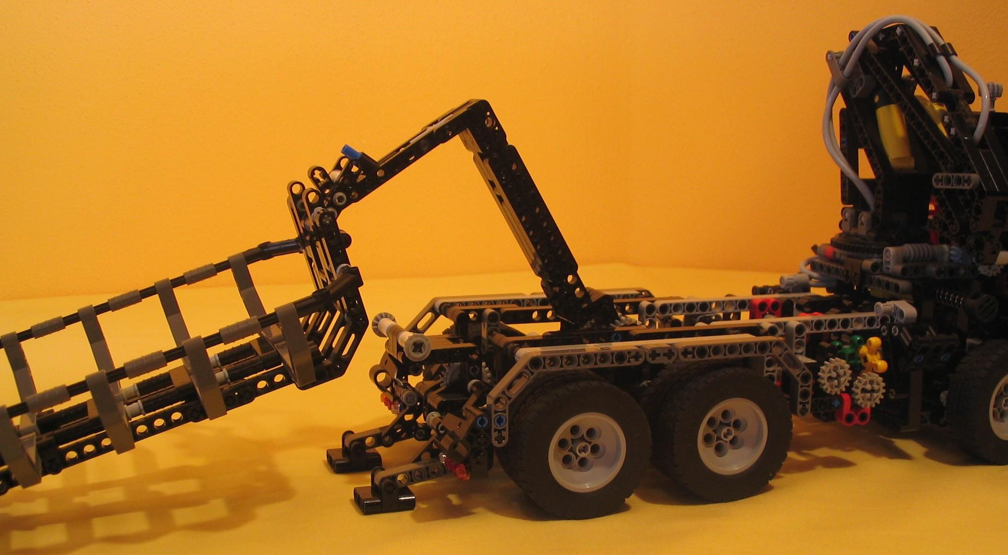 hooklift06.jpg