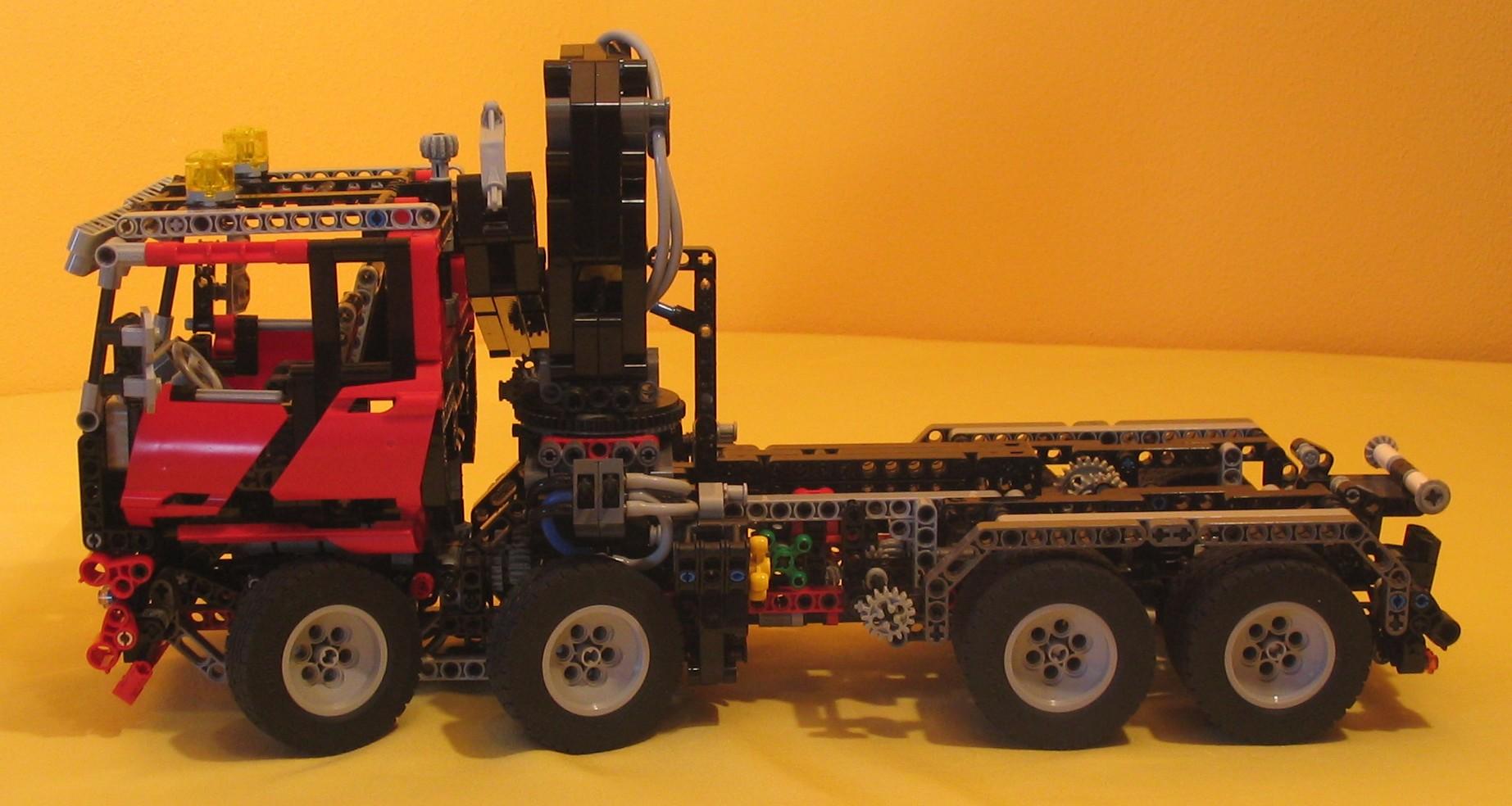 hooklift11.jpg