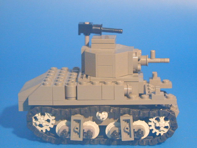 r-us-m3stuart.jpg