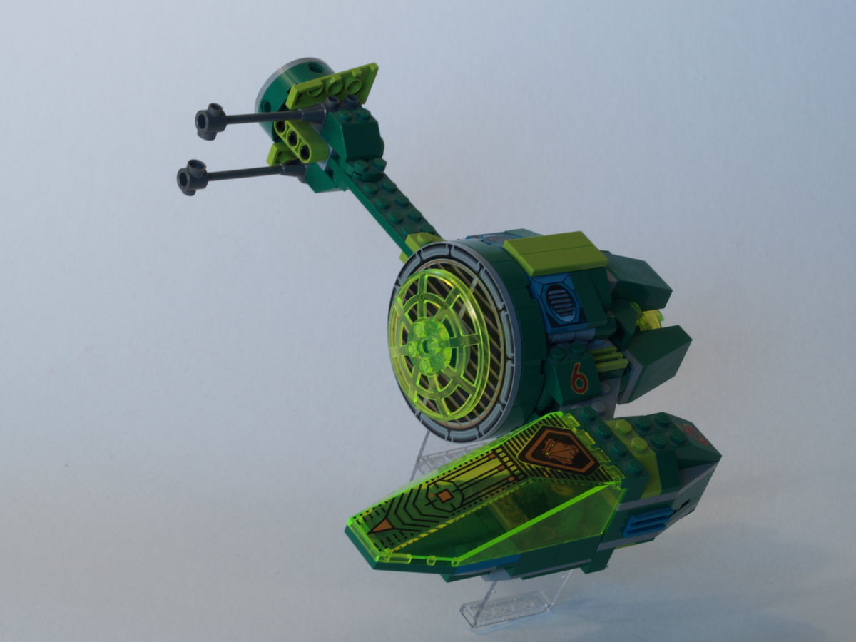 lotus_fist_-_02.jpg