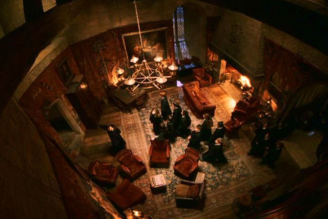gryffindor_room_reference.jpg