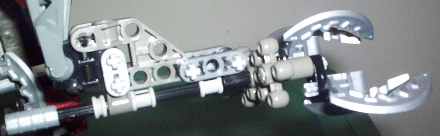 right_arm_claw.jpg