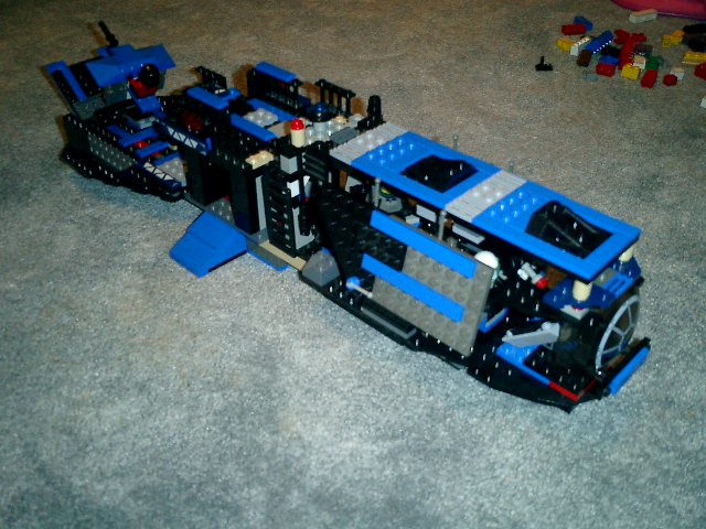 lego_police_gunboat_008.jpg