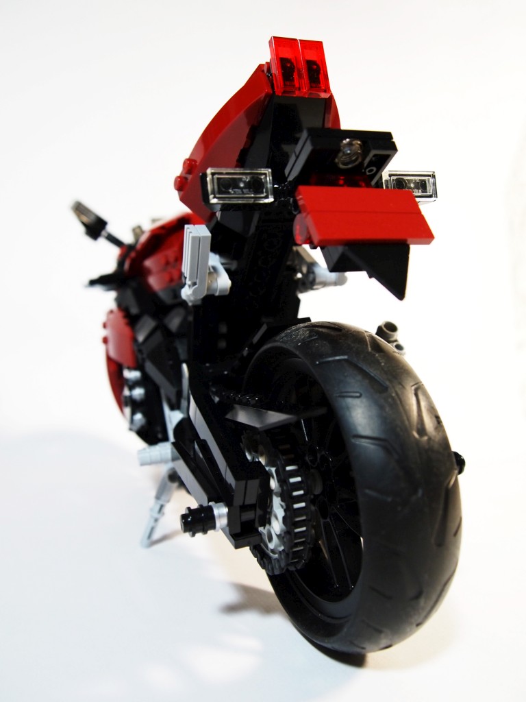 cbr1000rr_0006.jpg