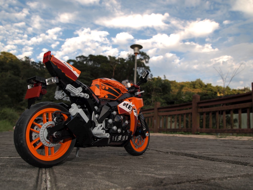 cbr1000rr_0125.jpg