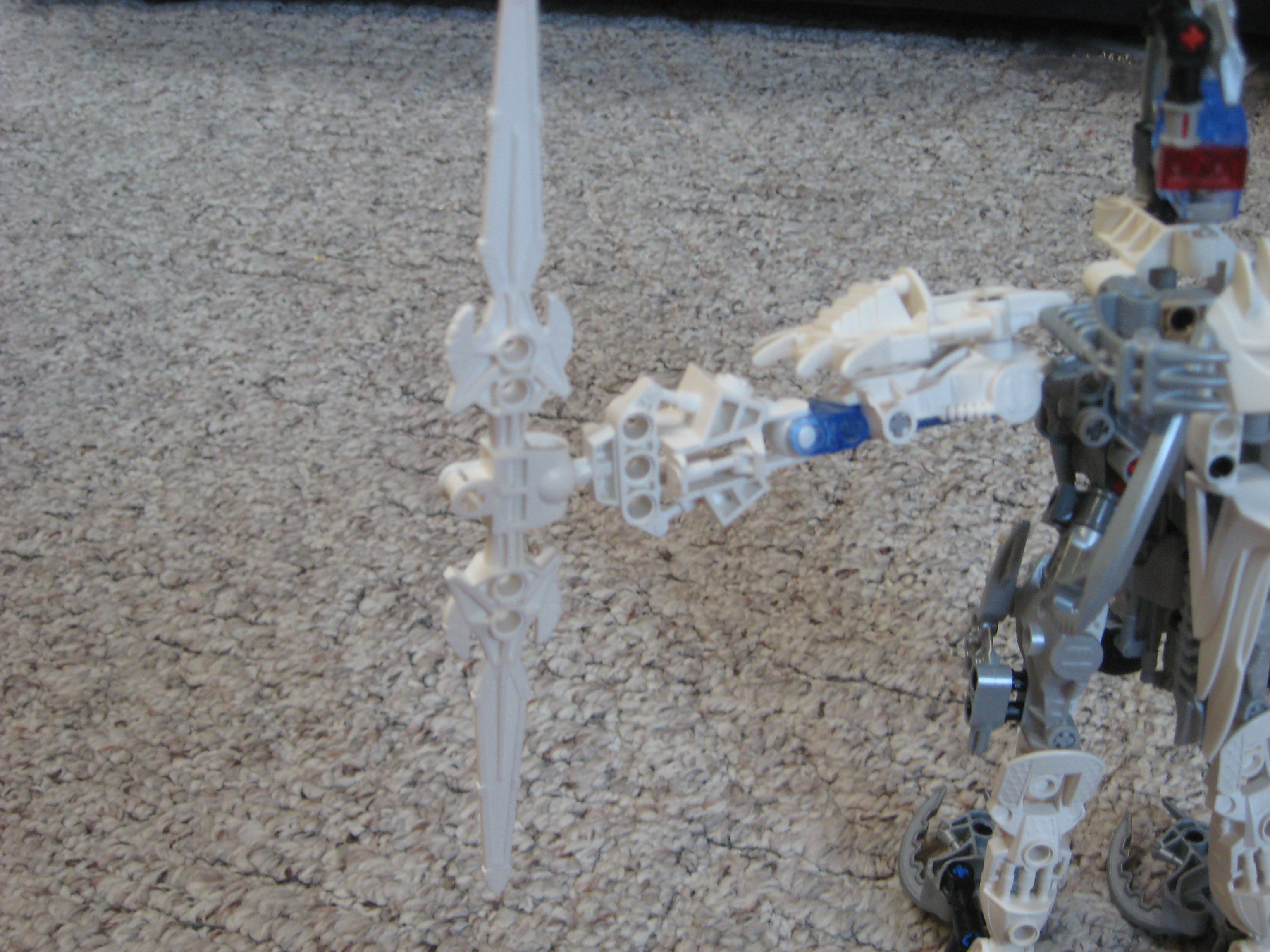 moc_white_dark_hunter_013.jpg