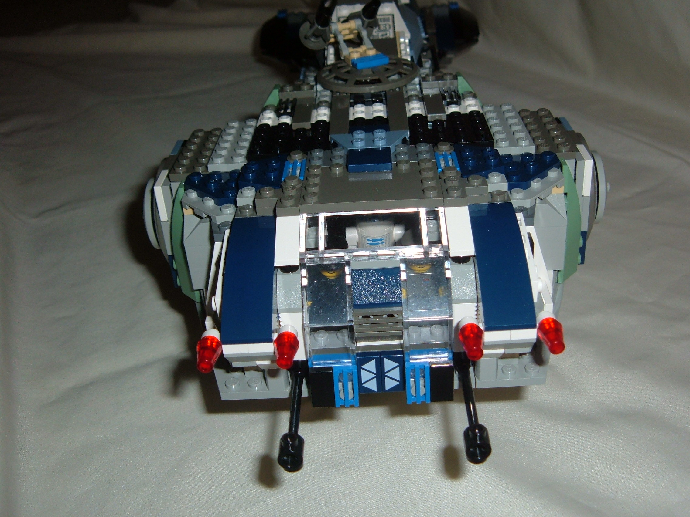 lego_space_vessel_005.jpg