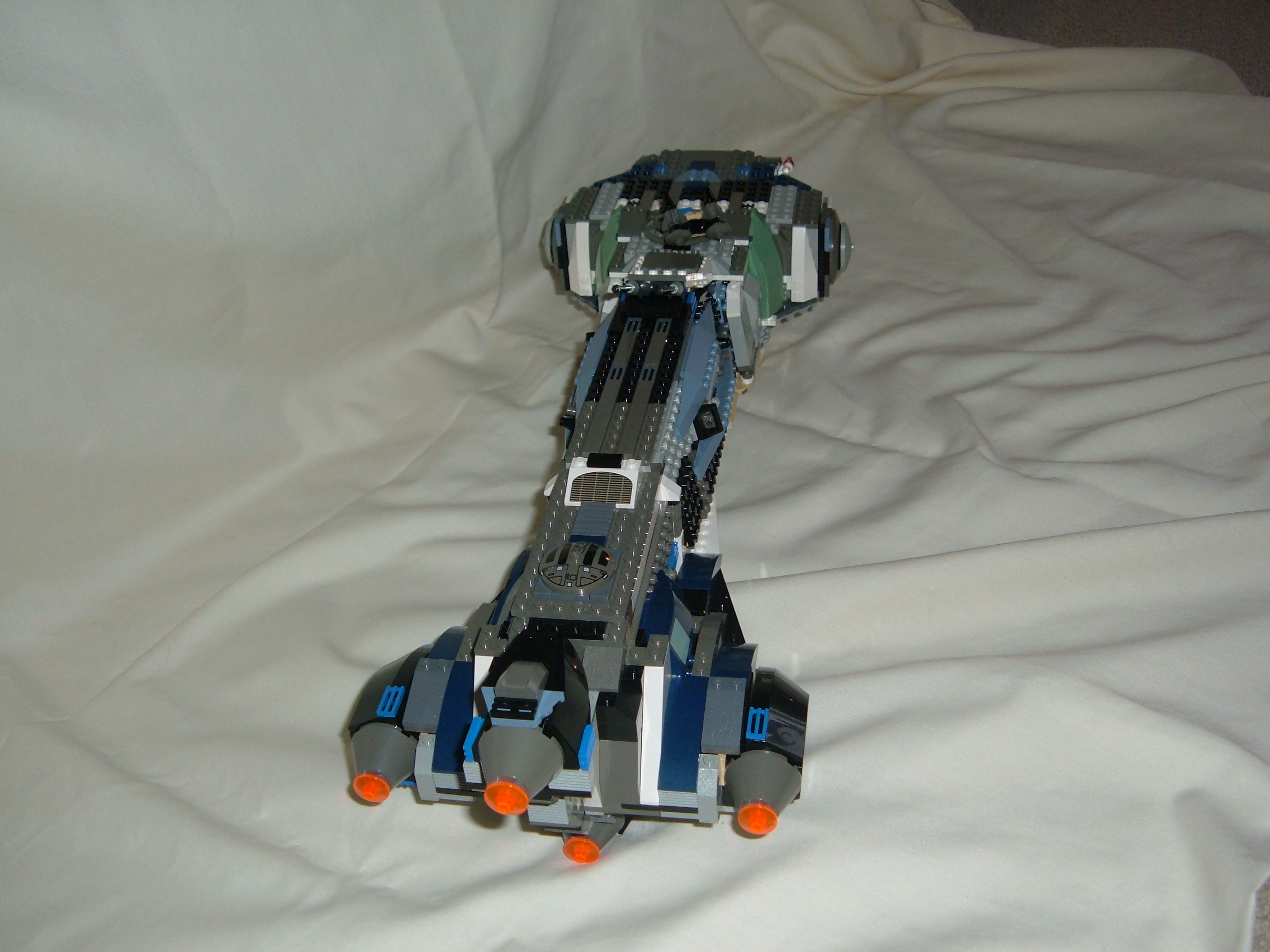 lego_space_vessel_012.jpg