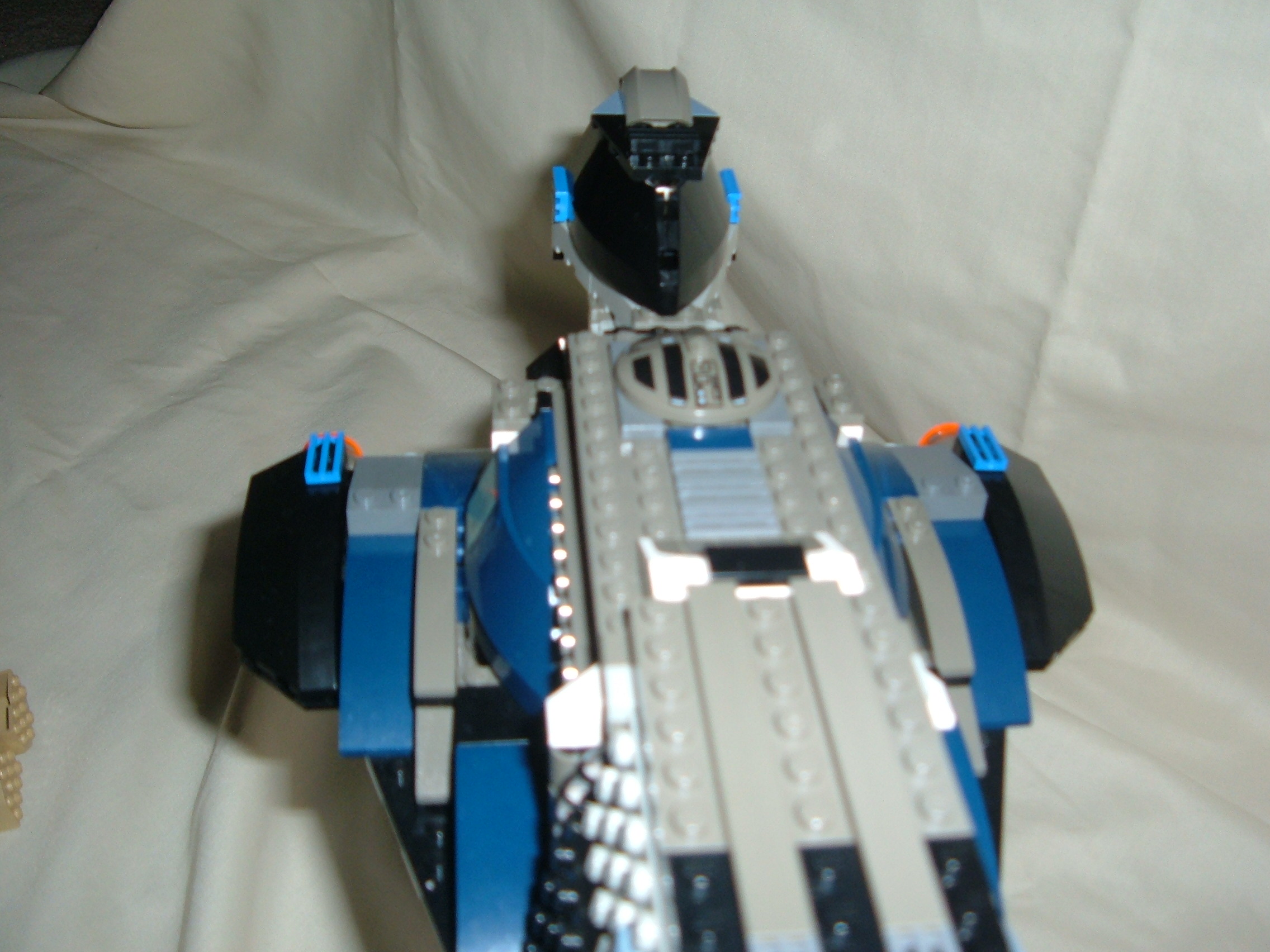 lego_space_vessel_017.jpg