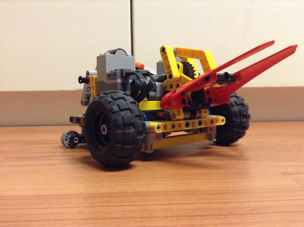 0lift_robot.jpg