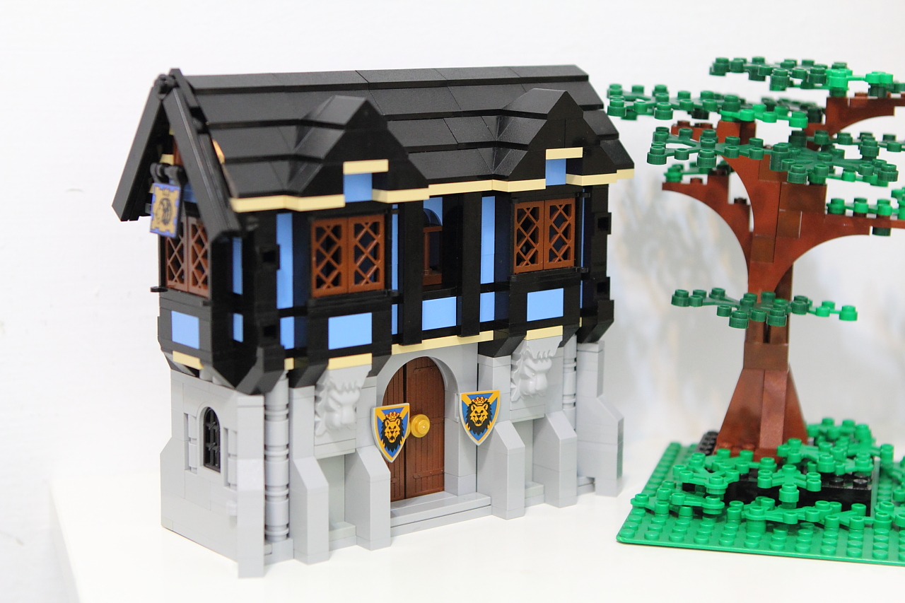 knight-house01.jpg