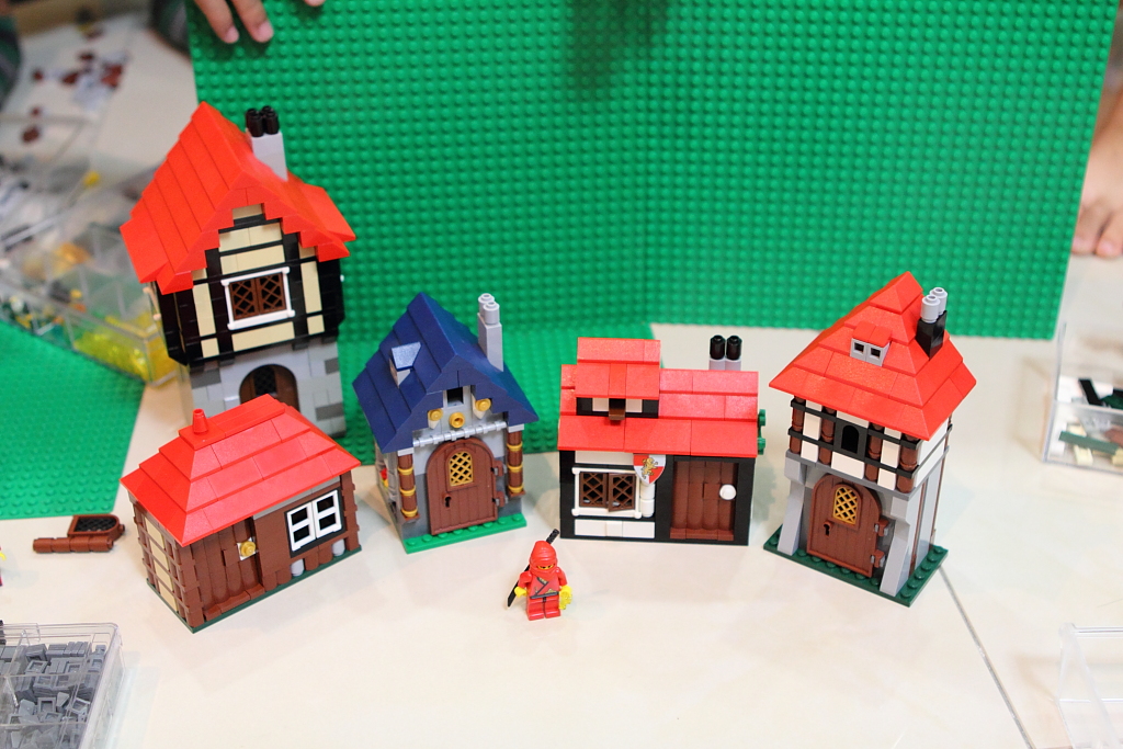 l-house-a1.jpg