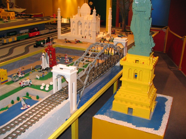 brickcity03.jpg
