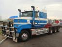 mack_titan_australia_3.jpg