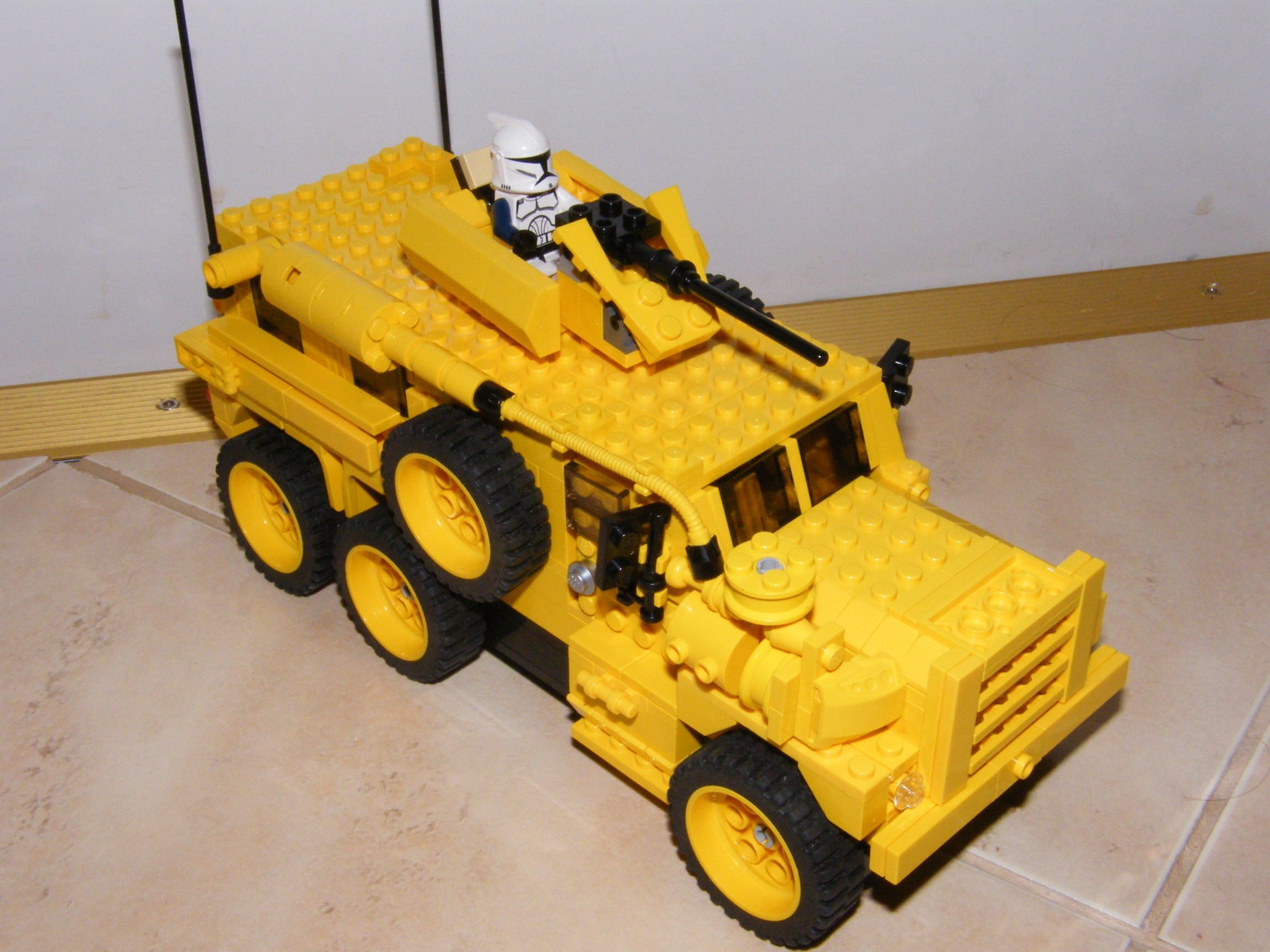 cougar_6x6_001.jpg
