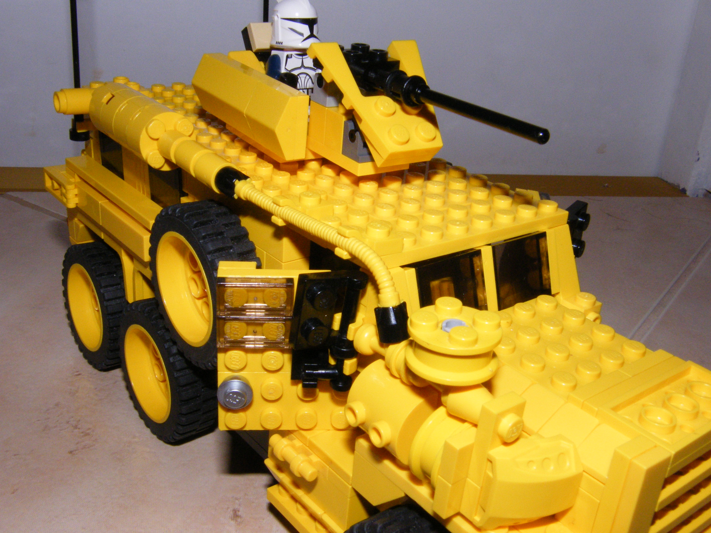 cougar_6x6_006.jpg