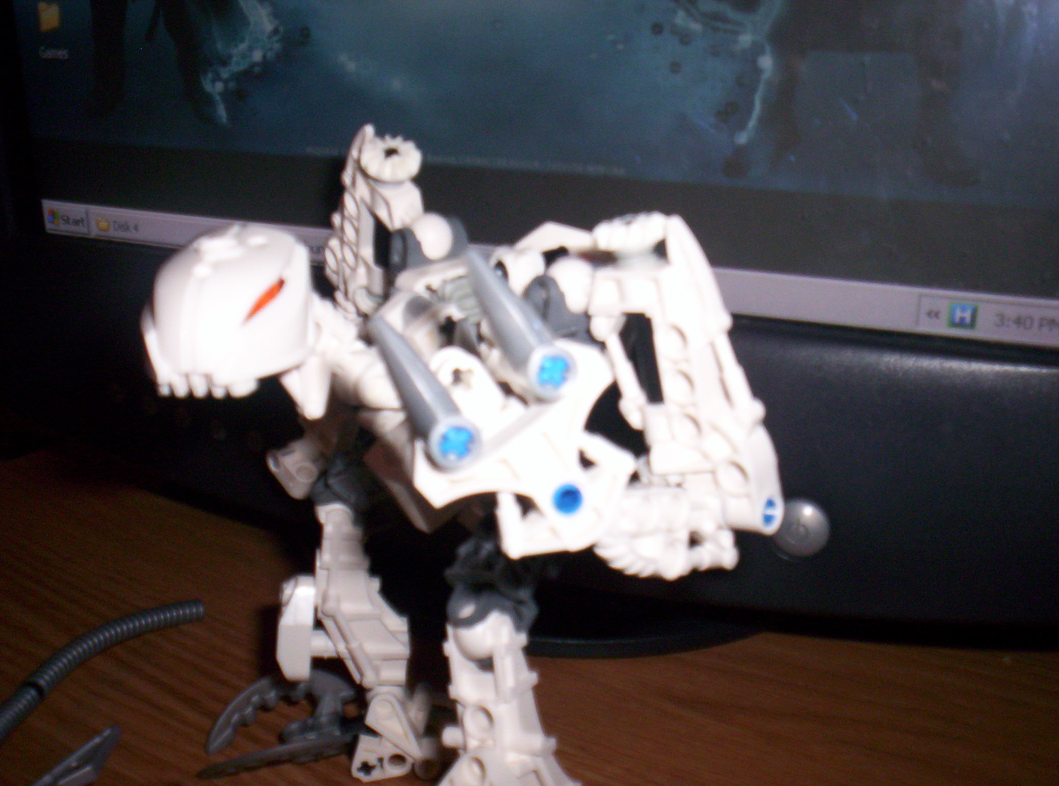 000_1360.jpg