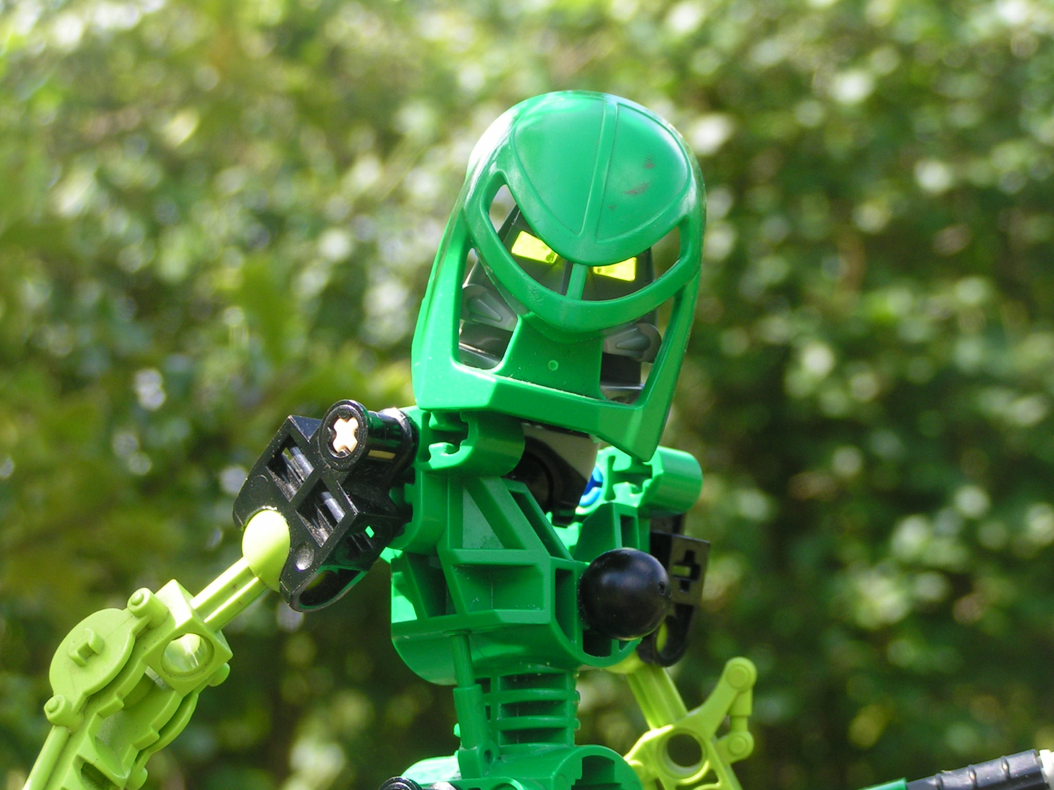 bionicle_figures_140.jpg