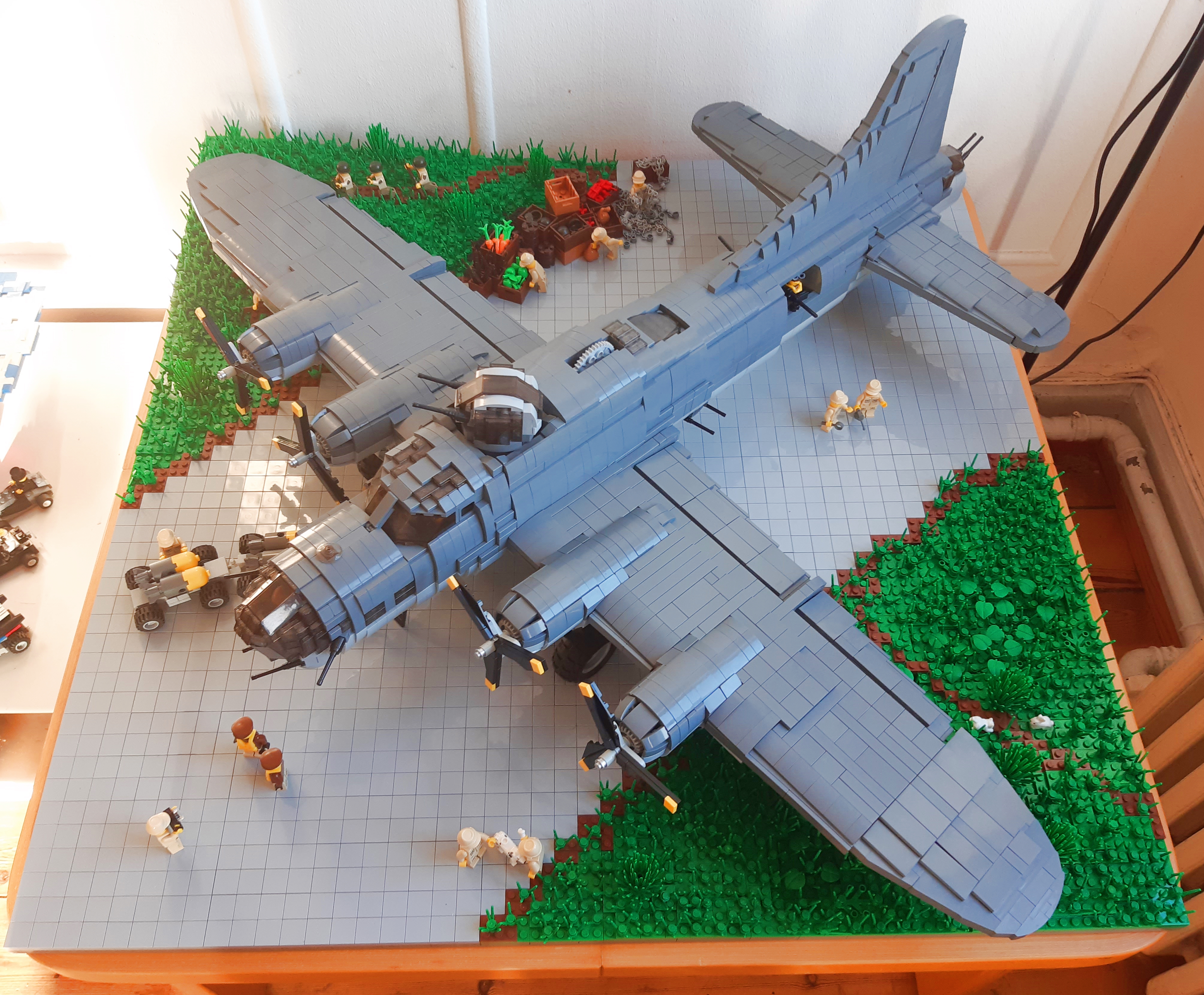 diorama_7_with_plane.jpg