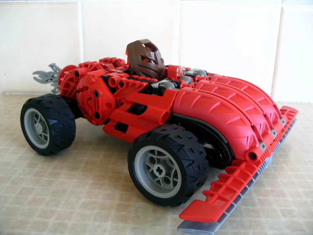 bionicar02.jpg
