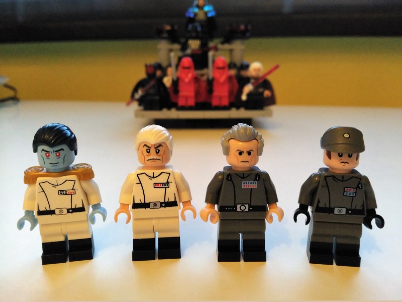 updated_minifigs.jpg