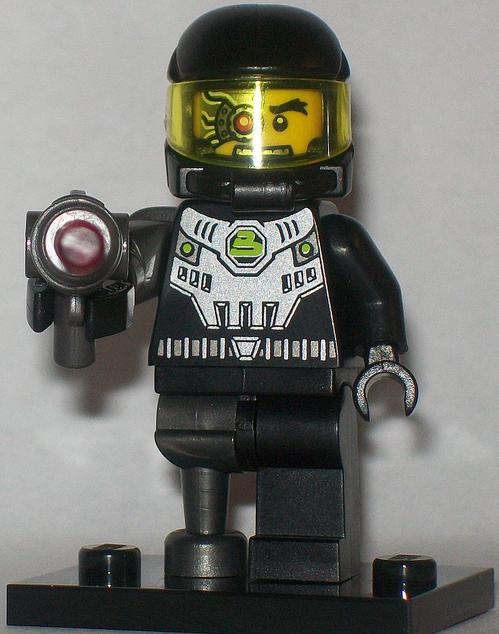 blacktron_iii_cyborg_minifigure.jpg