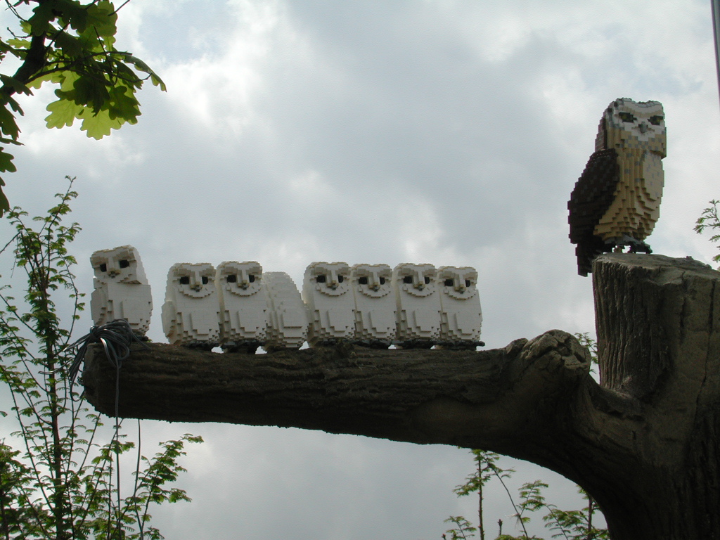 legoland12eulen.jpg