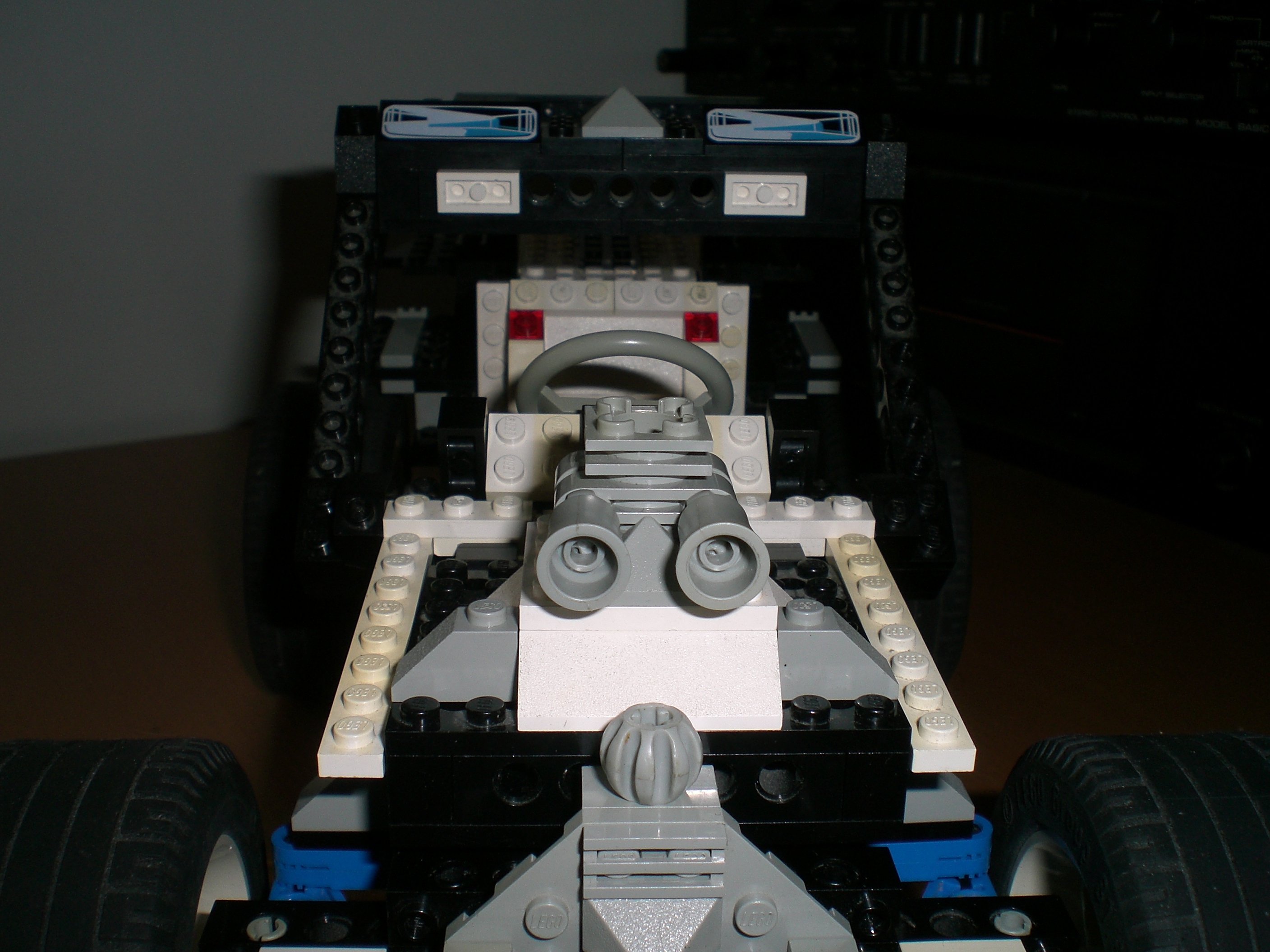 10-front2.jpg