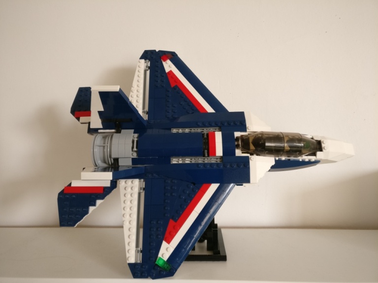 jet_side_3.jpg