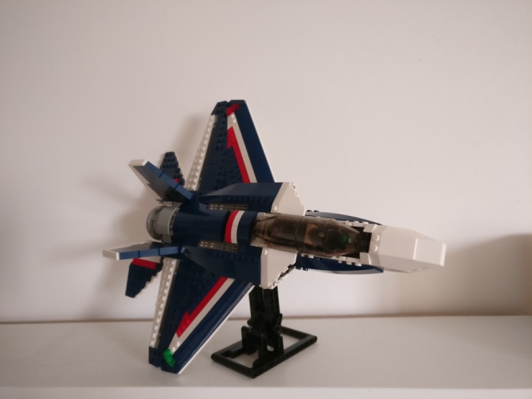 jet_top_1.jpg