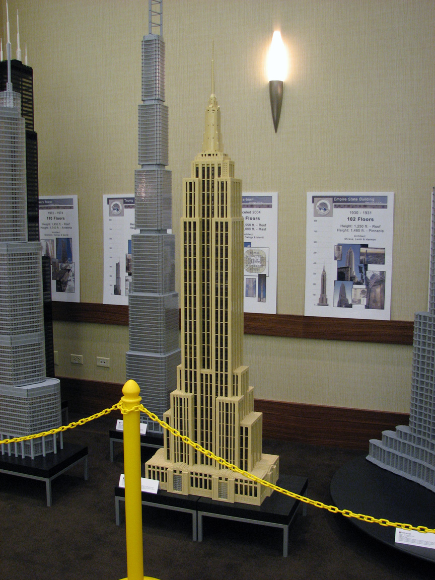 brickworld1736.jpg