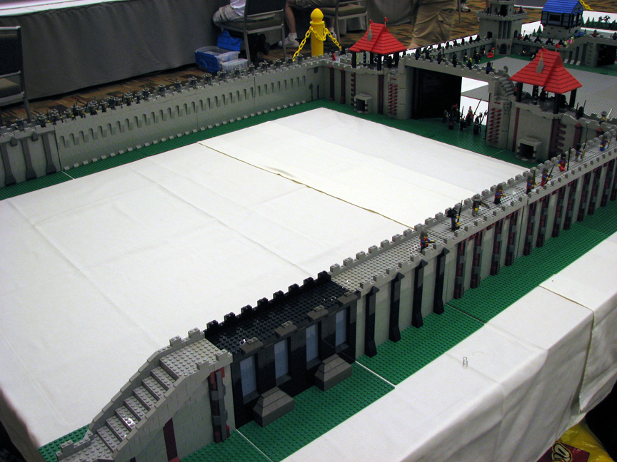 brickworldcastle2105.jpg