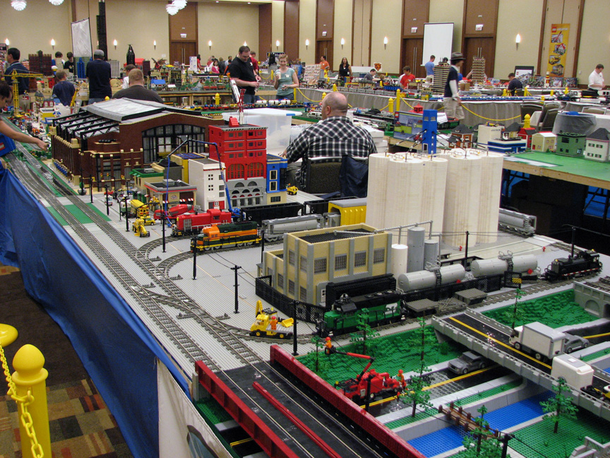 brickworldindylug1473.jpg