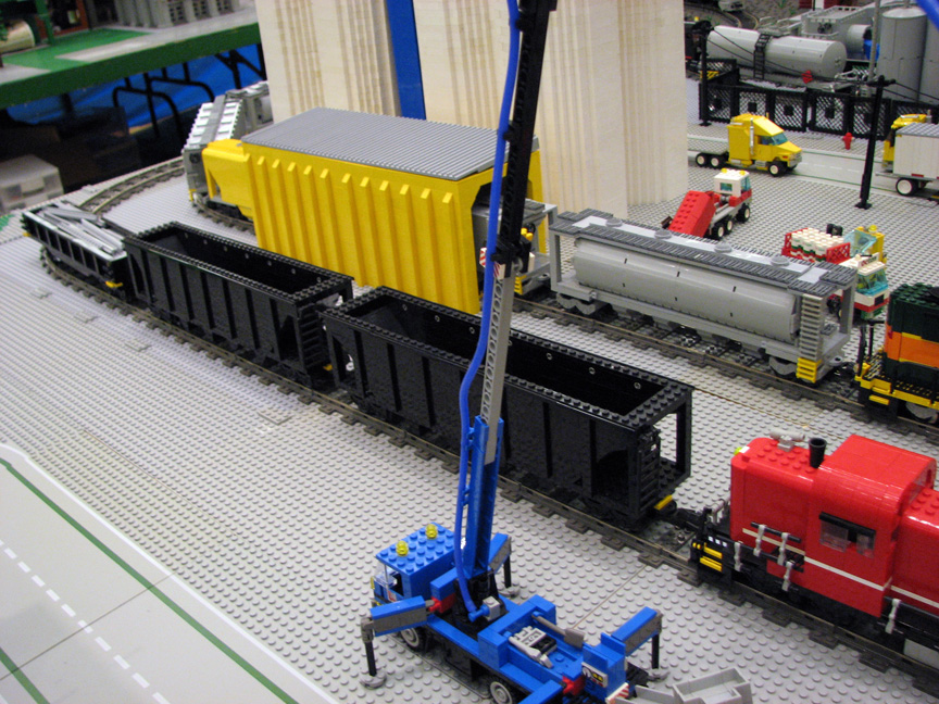 brickworldindylug1748.jpg