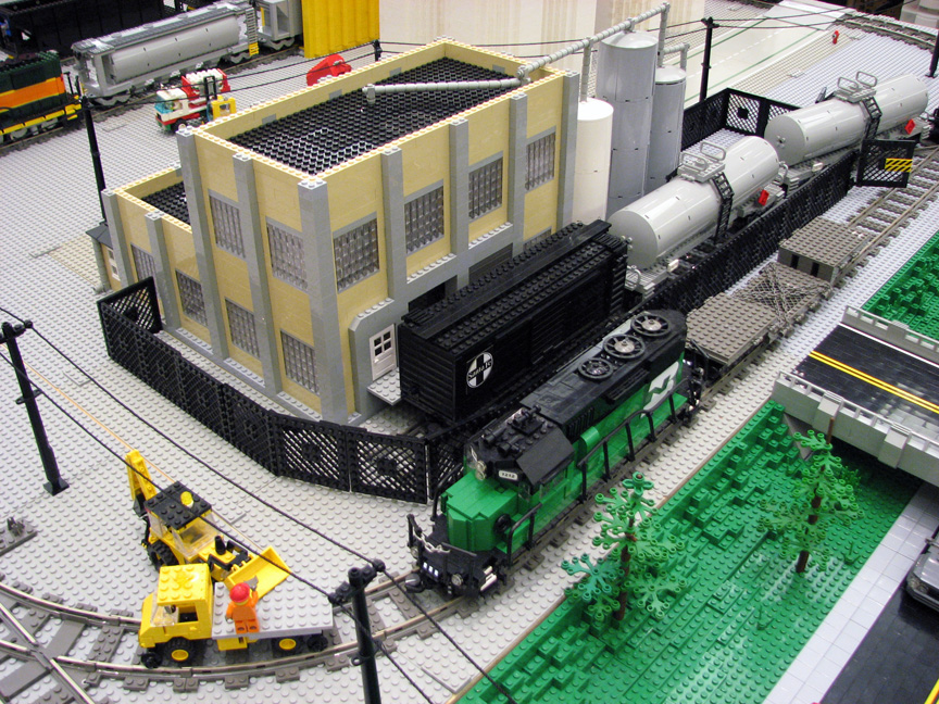 brickworldindylug1751.jpg