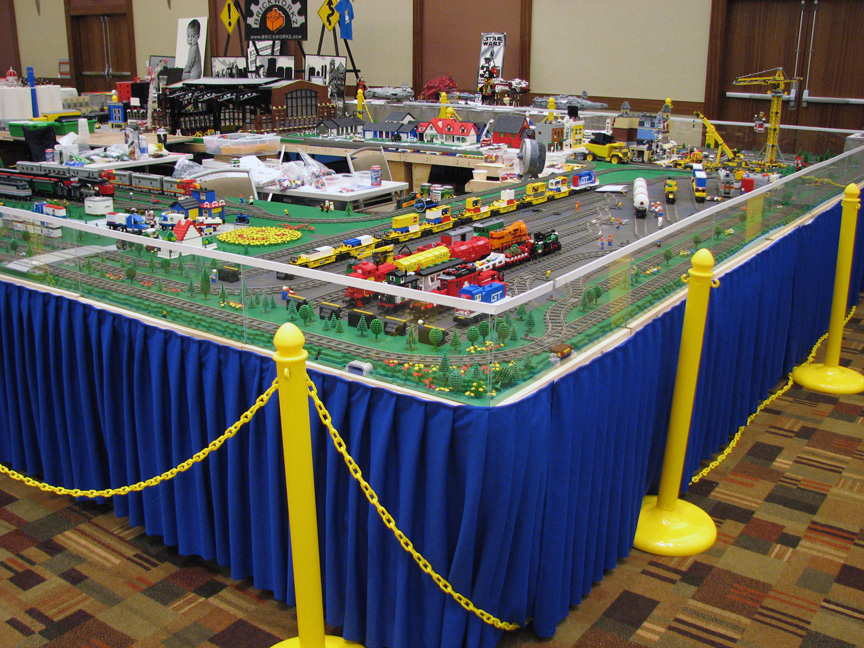 brickworldmichiana1784.jpg