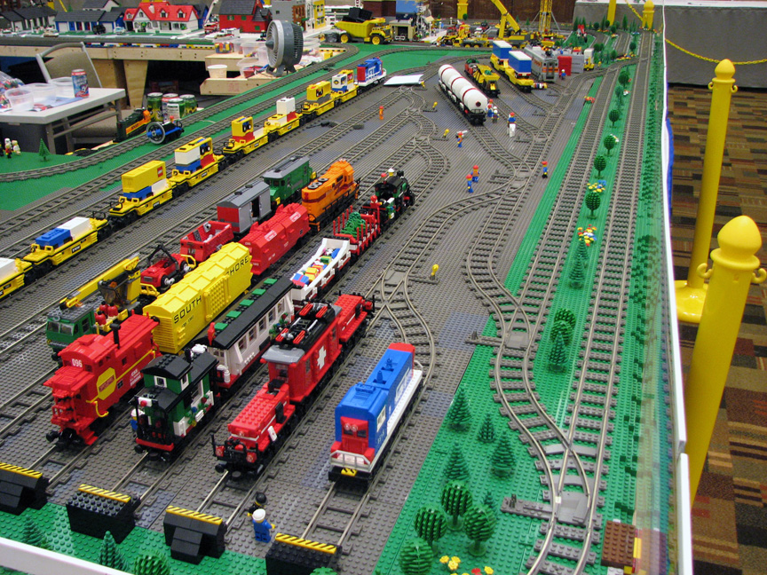 brickworldmichiana1789.jpg
